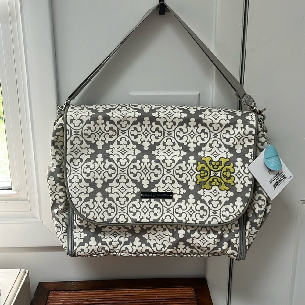 Petunia Pickle Bottom Breakfast in Berkshire Abundance Boxy Backpack,NWT